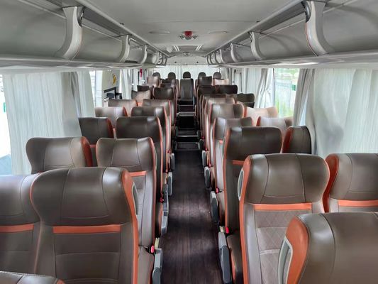 48 Lugares Usados  Ônibus Diesel Usados  Ônibus de Luxo Produzidos em Outubro de 2020