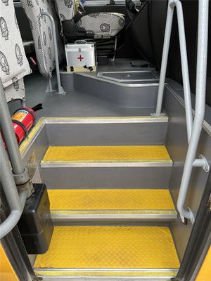 YuTong 46 assentos autocarro escolar renovado transmissão manual amarelo