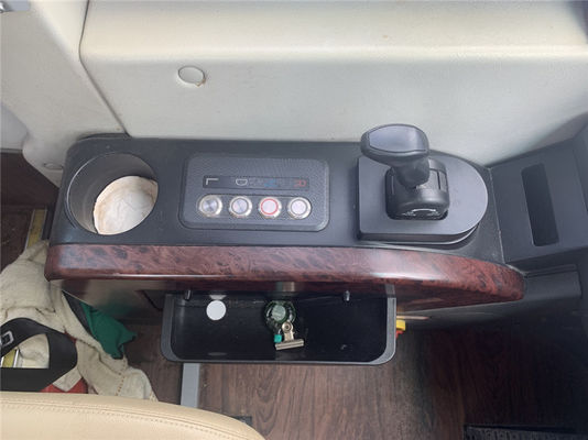 Ônibus Usados 32 Lugares Motor Diesel, Câmbio Manual Ônibus de Turismo Usados