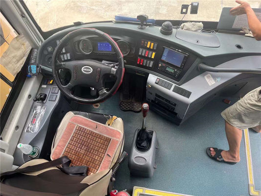 Euro 4 Usado Higer Ônibus 51 Assentos Viagens Ônibus de segunda mão Com transmissão manual