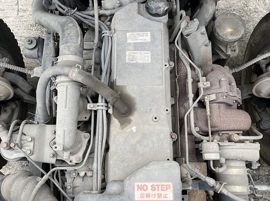 6 Pneus Diesel Usados caminhões pesados Posição de direção LHD com 3 assentos