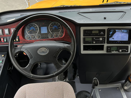 Ônibus escolares usados amarelos 46 lugares Transmissão manual Ônibus usados YuTong
