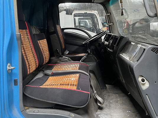 Caminhões de transmissão manual Isuzu Usados 4X2 Drive com 6 Pneus