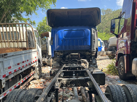 Veículos usados Isuzu 4x2, LHD de segunda mão de 8 toneladas.