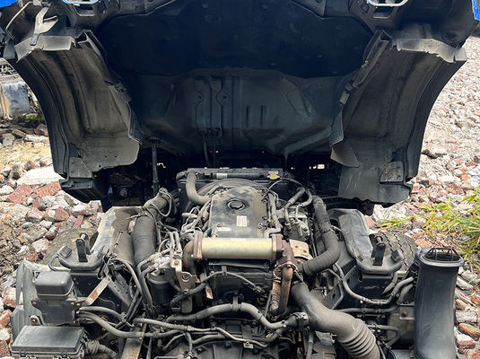 Veículos usados Isuzu 4x2, LHD de segunda mão de 8 toneladas.