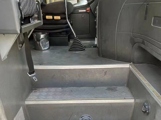 Ônibus usados duráveis de Yutong 47 lugares LHD ônibus turístico de segunda mão com 2 portas
