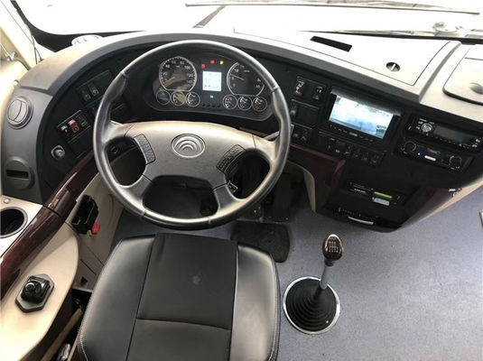 Ônibus de passageiros usados de Yutong 33 lugares com transmissão manual