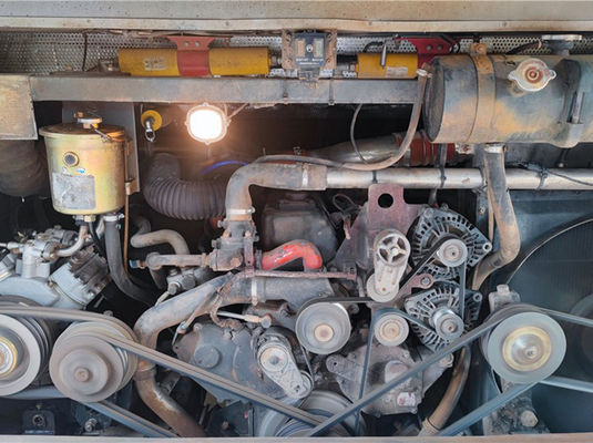 55-60 assentos Direção à esquerda Autobus de passageiros de segunda mão com 9726ml de cilindrada e 247kw de potência do motor