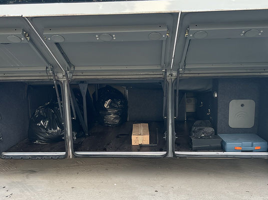 47 lugares LHD autocarro usado com motor diesel