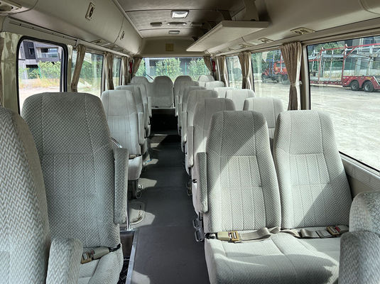 Autocarro usado ISO 20 Passageiros, Transmissão manual Toyota Coaster Autocarro usado