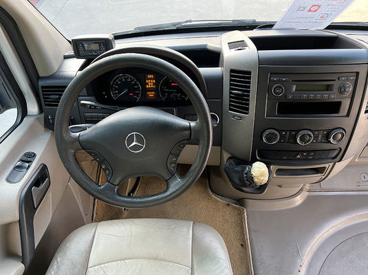 Benz 17 assentos Autobus de segunda mão Tipo de transmissão manual Vans de passageiros usados