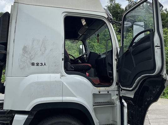 Manual de entrega de segunda mão Van 6 × 4 Drive Capacidade média camiões de entrega usados
