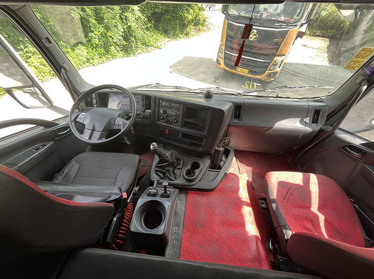 Manual de entrega de segunda mão Van 6 × 4 Drive Capacidade média camiões de entrega usados