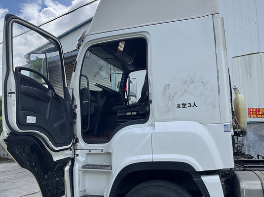 Manual de entrega de segunda mão Van 6 × 4 Drive Capacidade média camiões de entrega usados