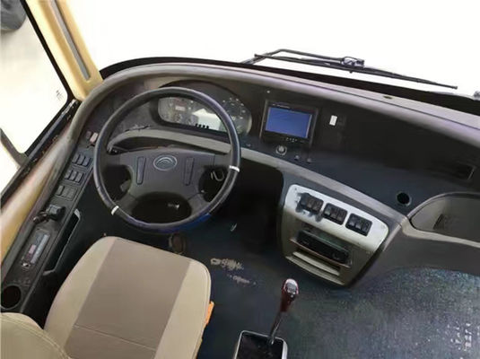 Ônibus de passageiros usado com motor Yucai, 47 lugares, transmissão manual, ônibus urbano usado