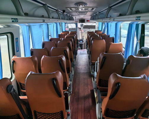 Yaxing LHD 48 lugares Autocarro usado Combustível diesel Velocidade máxima 100 Km/H Autocarro de condução
