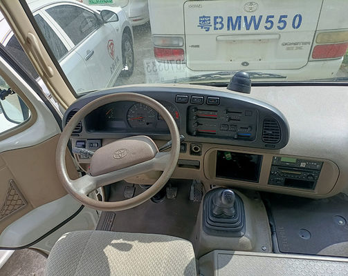 Ônibus Usado com Padrão de Emissão Euro 3, Posição do Volante à Esquerda e Motor a Gasolina