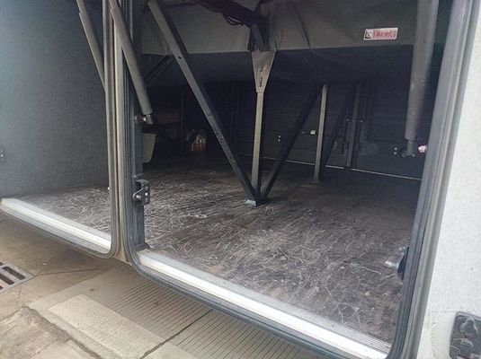 Yutong Diesel Coach Buses Euro 5 Usado Bus Turístico Deslocamento LHD Posição de direção 12m