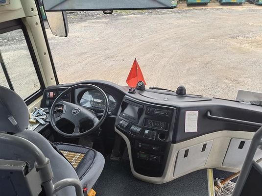 Yutong Diesel Coach Ônibus Euro 5 Autobus Turístico Usado LHD Direção 12m