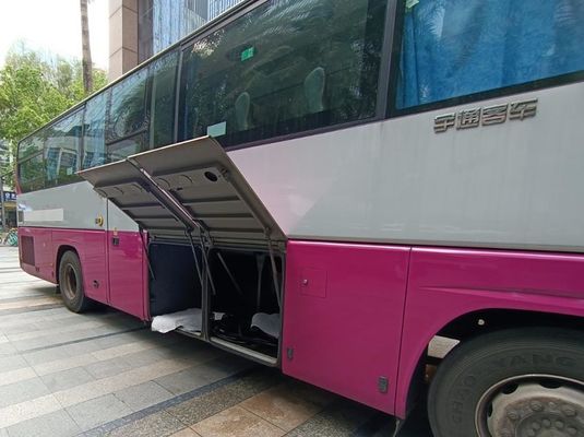 Ônibus Yutong 50 lugares Ônibus de segunda mão Diesel Potência 220kw Ônibus de autocarro usado