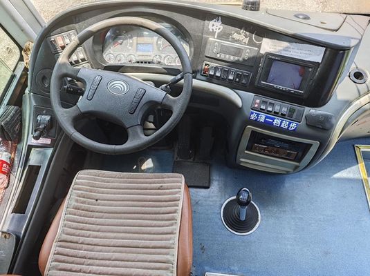 Ônibus Yutong 12m 53 lugares Ônibus de segunda mão Diesel Ônibus de autocarro usado