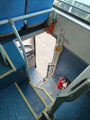 57 ̊59 lugares Ônibus de segunda mão Yutong 12m Ônibus de conforto de alto andar