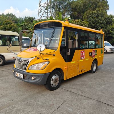 Autocarro escolar pré-escolar de segunda mão de 19 lugares em boas condições.