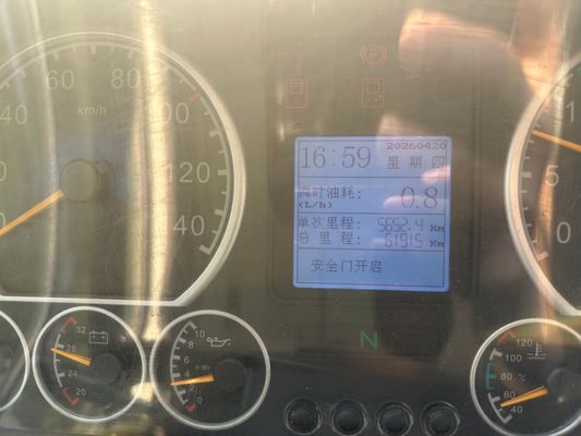 Ônibus Escolar Usado com 36 Lugares Amarelo Motor Diesel LHD ZK6669DX7