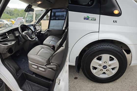 Micro-ônibus Usado de 14 Lugares Diesel Jiangling Transit CN-4 Van com Velocidade Máxima de 145km/h
