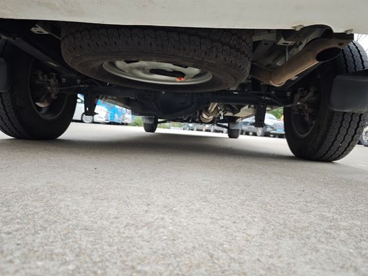Micro-ônibus Usado de 14 Lugares Diesel Jiangling Transit CN-4 Van com Velocidade Máxima de 145km/h